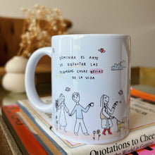Cargar imagen en el visor de la galería, Taza: Cosas bellas de la vida
