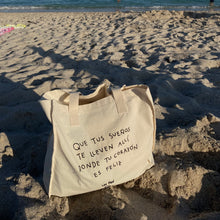 Cargar imagen en el visor de la galería, Tote Bag: Donde tu corazón es feliz
