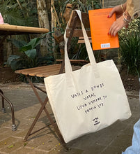 Cargar imagen en el visor de la galería, Tote Bag: Vayas a donde vayas
